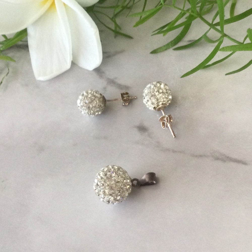 S/S One - Set crystals ball earrings and charm